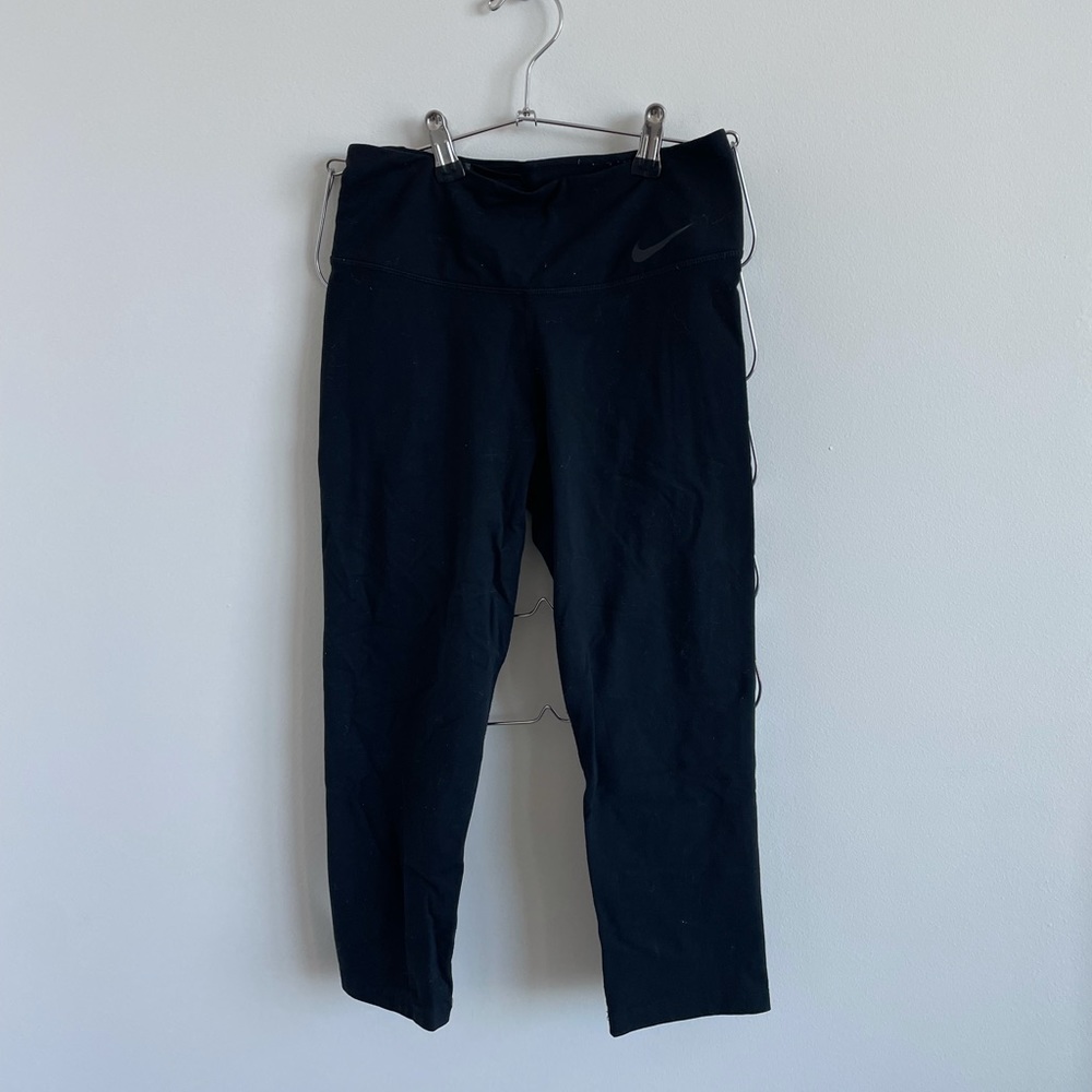 Cropped Nike Leggings